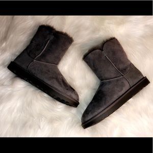 Genuine Leather Suede Gray Winter Boots